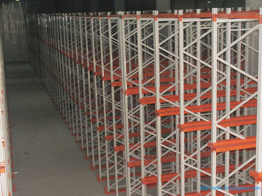 HZ-798型通廊式货架 通廊式仓库货架应用案例
