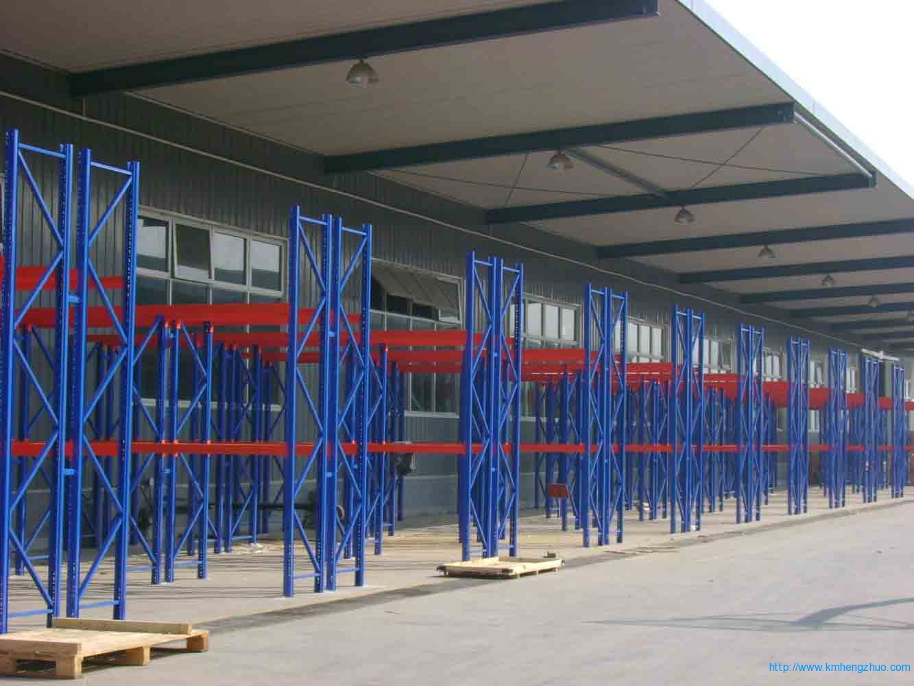 HZ-790型横梁式货架 重型高层仓库货架应用案例 HZ-790型横梁式货架 重型高层仓库货架应用案例